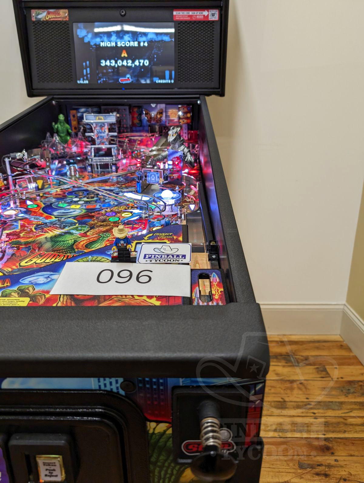 Godzilla (Premium, Conqueror Edition) Pre-Played with Electric Playground Topper