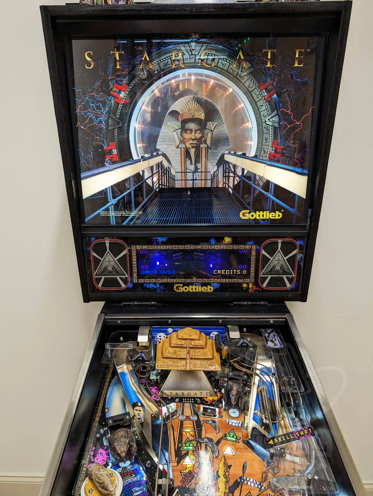 Stargate with Topper (Pre-Played)