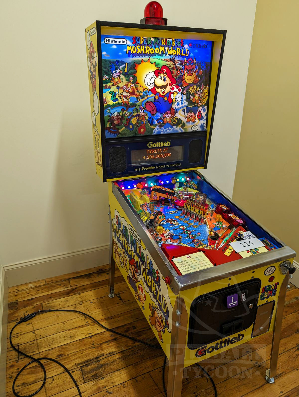 Super Mario Bros Mushroom World (Pre-Played)