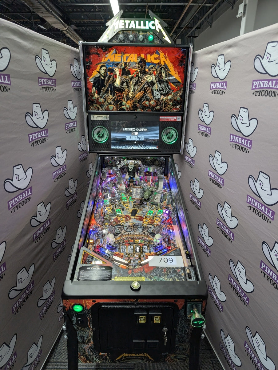 Metallica Remastered (Limited Edition) with Official Topper (Pre-Played)