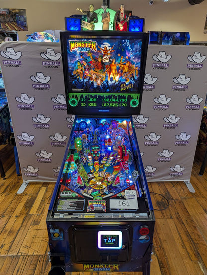 Monster Bash with Topper (Limited Edition) Pre-Played