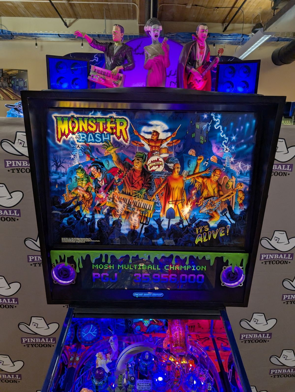 Monster Bash with Topper (Limited Edition) Pre-Played