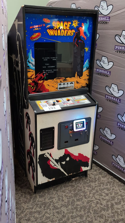 Space Invaders (Pre-Played)