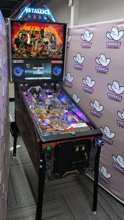 Metallica Remastered (Limited Edition) with Official Topper (Pre-Played)